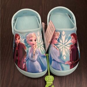 New Frozen Crocs size 3